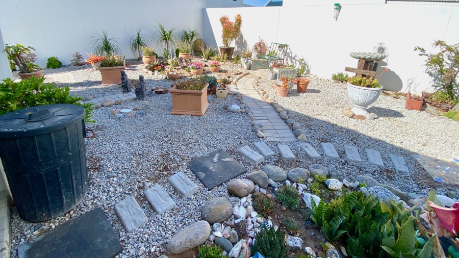 4 Bedroom Property for Sale in Dwarskersbos Western Cape